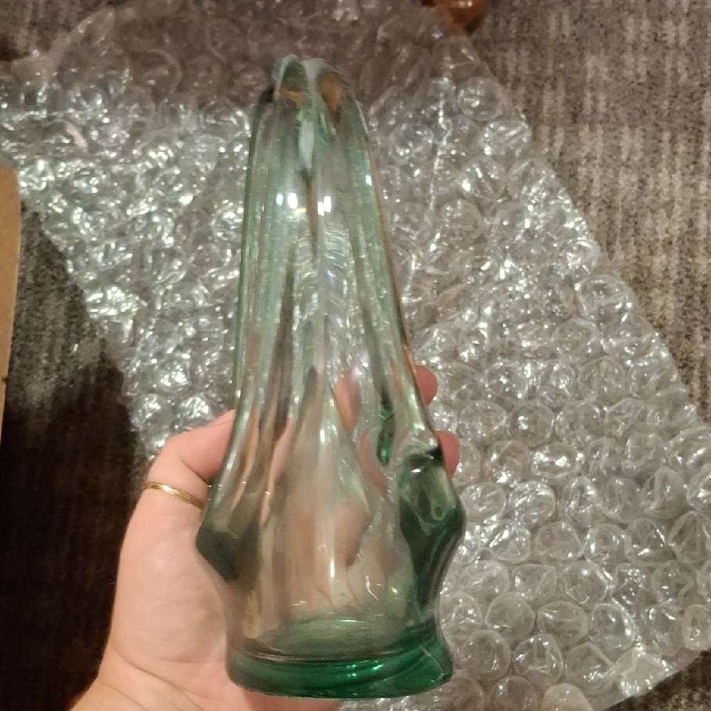 Glass - Picture 6 of 6
